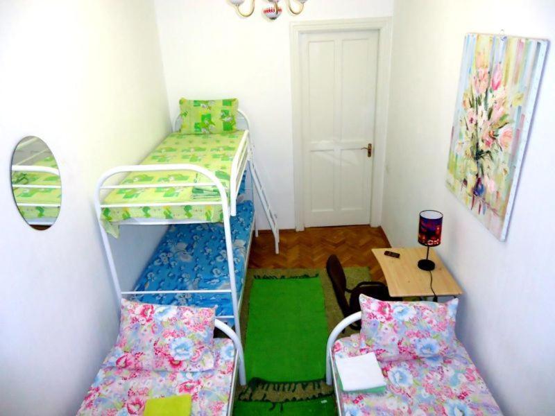 Hostel Kreshatik Kijev Szoba fotó